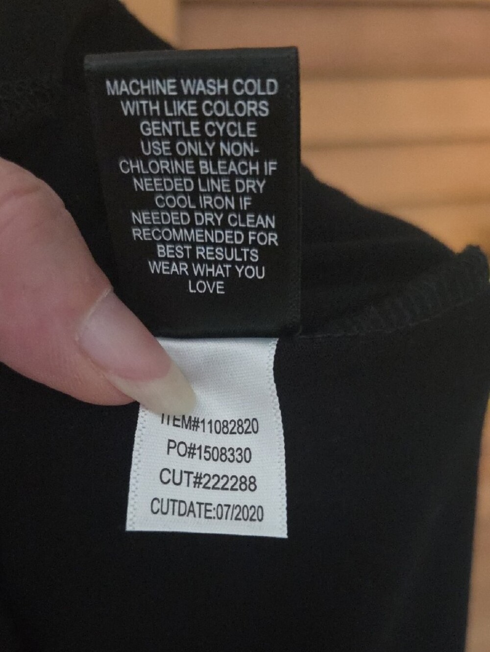 torrid Black V-Neck Short Sleeve Tee - Picture 5 of 5